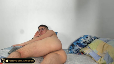 hot_guys_have_fun  29-05-2022